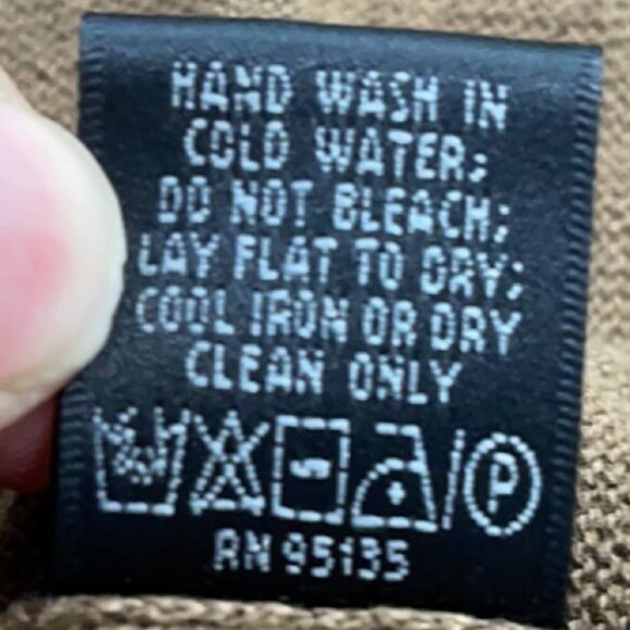 Lafayette 148 New York Single Button Lightweight Sweater - Picture 6 of 6